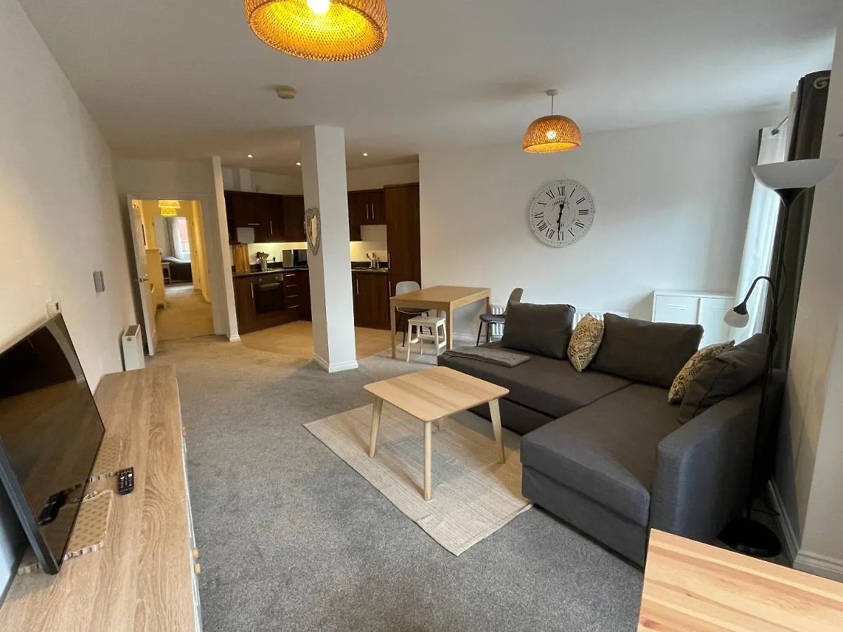 Saint Annes Square - Luxury One Bedroom Apartment, Belfast City Centre United Kingdom